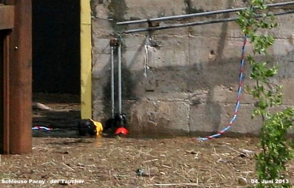 Hochwasser- 2013_06_04-005-Parey-Schleuse.jpg